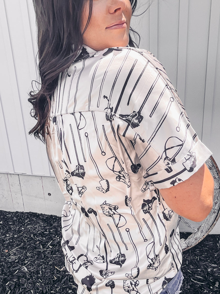 All The Ponies Button Up Top – The Dirt Road Fashionista