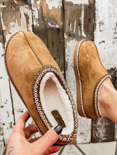 The Georgina Slip Ons {Tan}