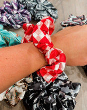 Pep Rally Checkered Scrunchies