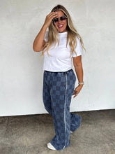 Checkered Wide Leg Jeans