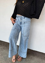 Jovie Wide Leg Jeans