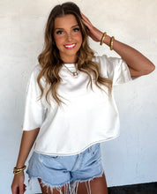 Regan Raw Hem Semi-Crop Tee {White}