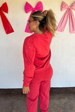 Heartbreaker Pullover & Joggers