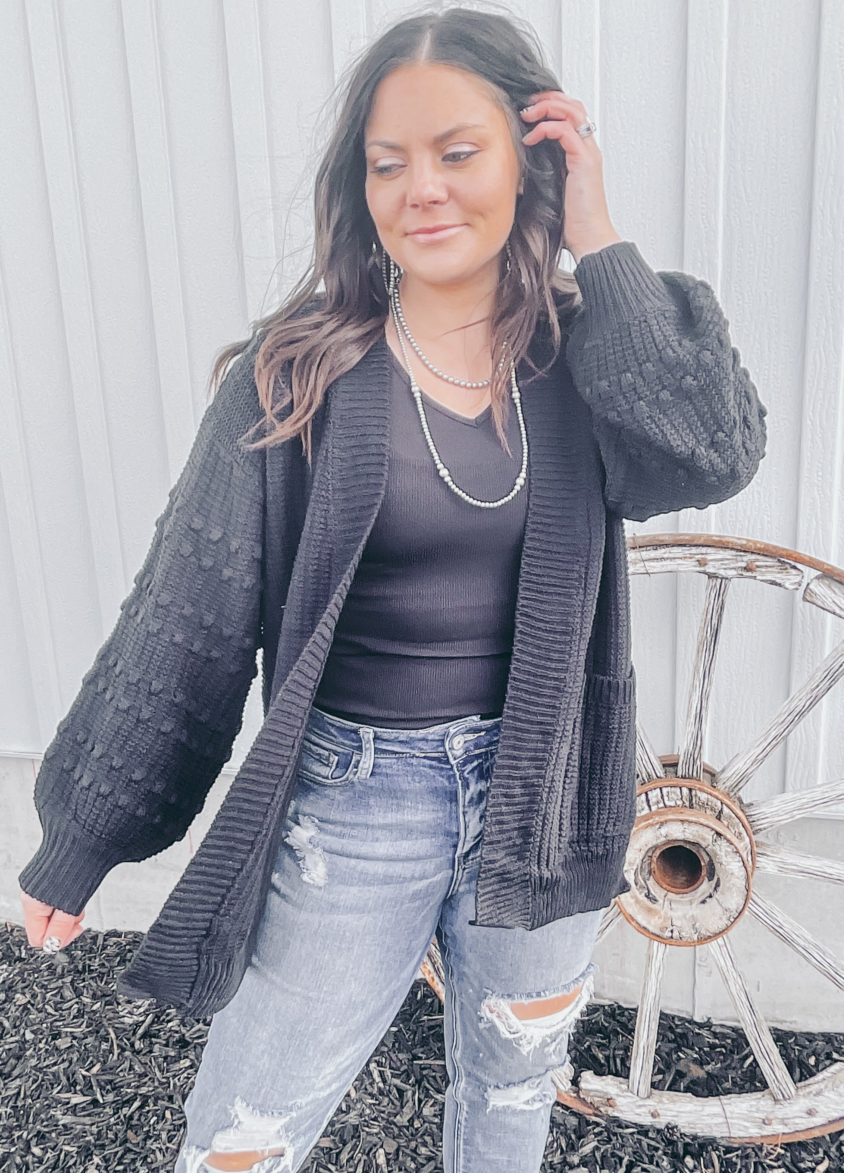 The Polson Textured Cardigan {Black} – The Dirt Road Fashionista