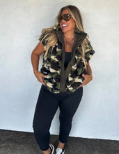 Linden Sherpa Vest {Camo}