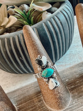 White Buffalo & Turquoise Ring {7.5}