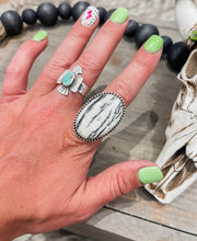 White Buffalo Oval Ring {Size 10}