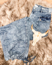 Charlie Cinch Hem or Wide Leg Jeans