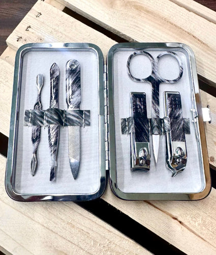 On The Range Manicure Set