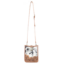 Myra Yellowstone Snowfield Handtooled Bag in Cream Auburn