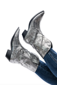 Jersey Metallic Boot in Silver