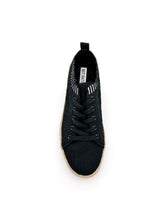 Yaras Sneakers in Black