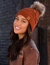 Cableknit Pom Beanie