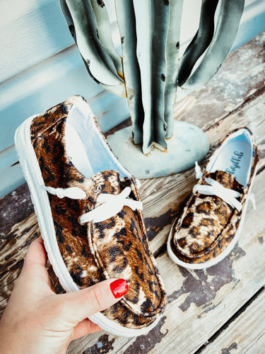 The Bellagio Sneaker by Gypsy Jazz {Tan}